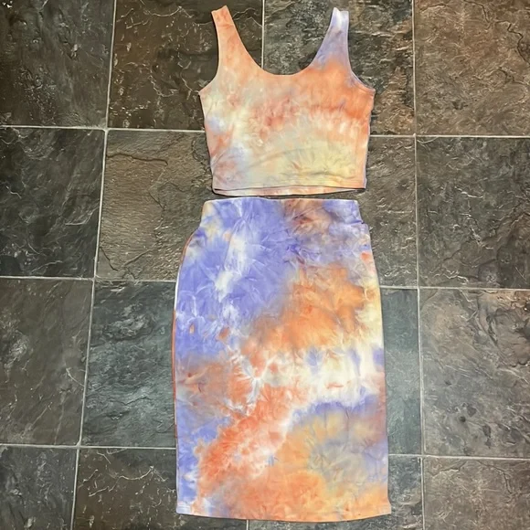 🚨🔥3/$15🔥🚨 Tie Dye 2 pc - Picture 3 of 3